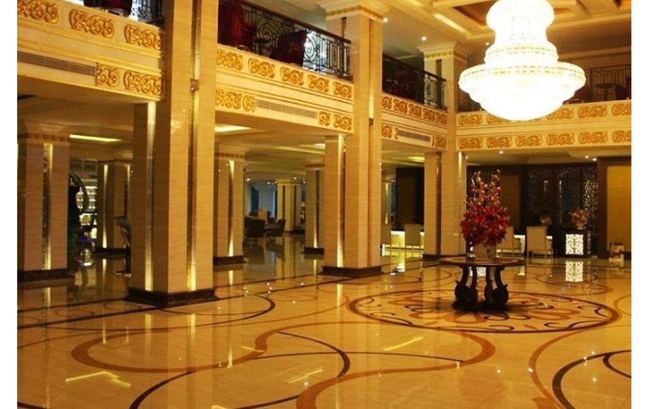 The Grand Kandyan Готель Канді