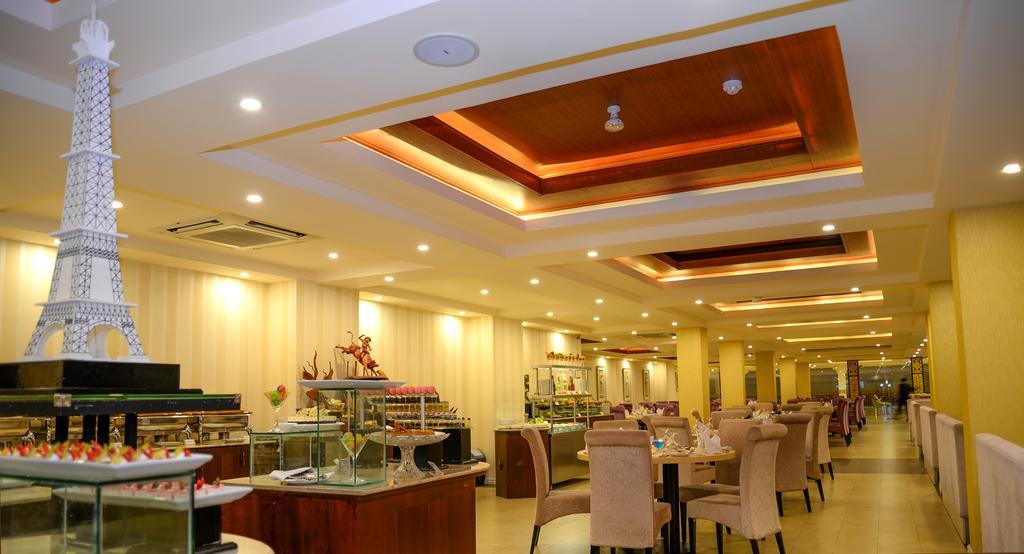 The Grand Kandyan Канді