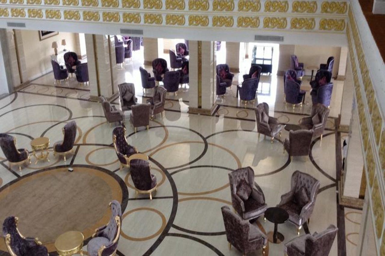 Готель The Grand Kandyan 5*